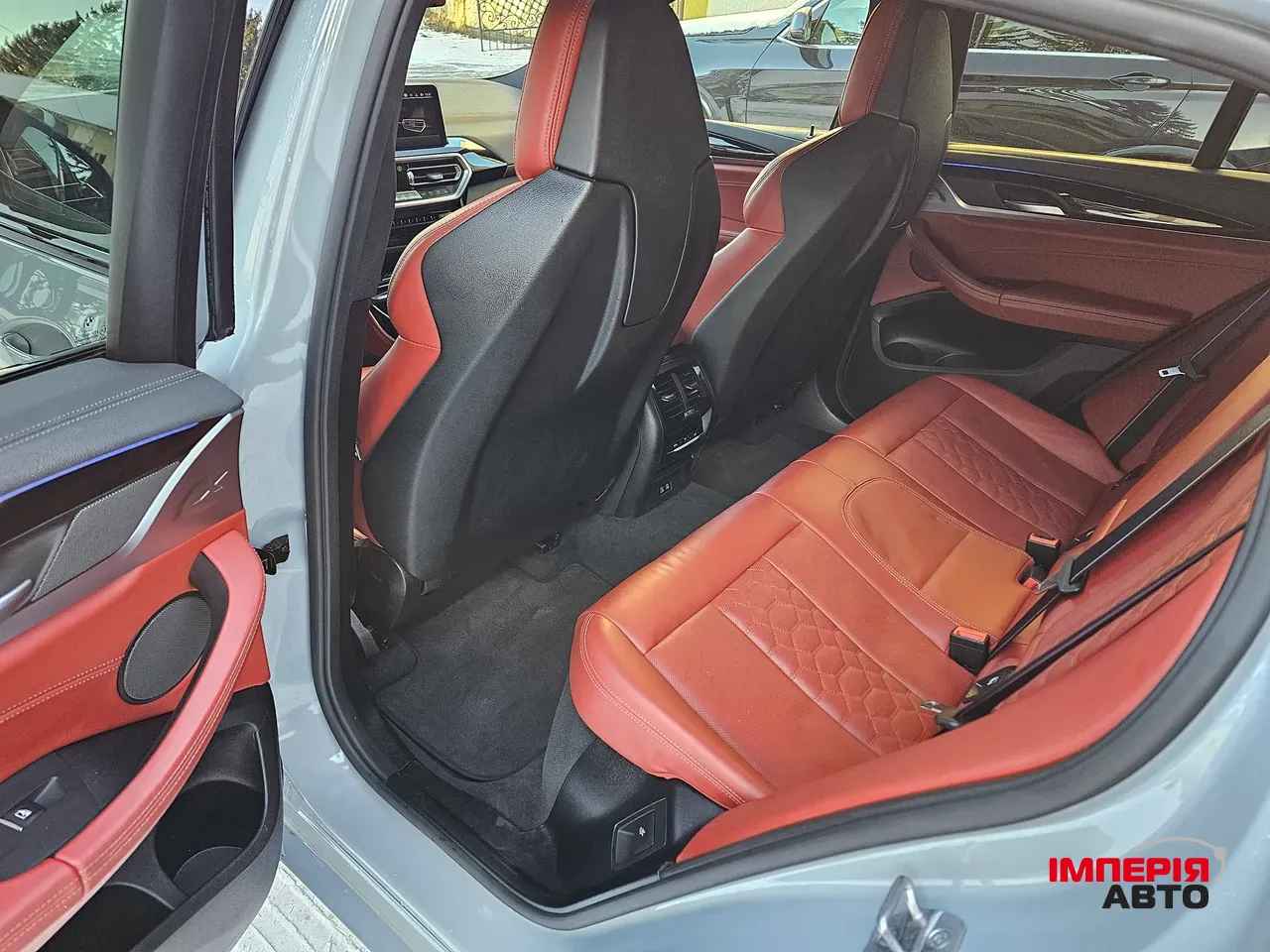 BMW X4 M - фото 17