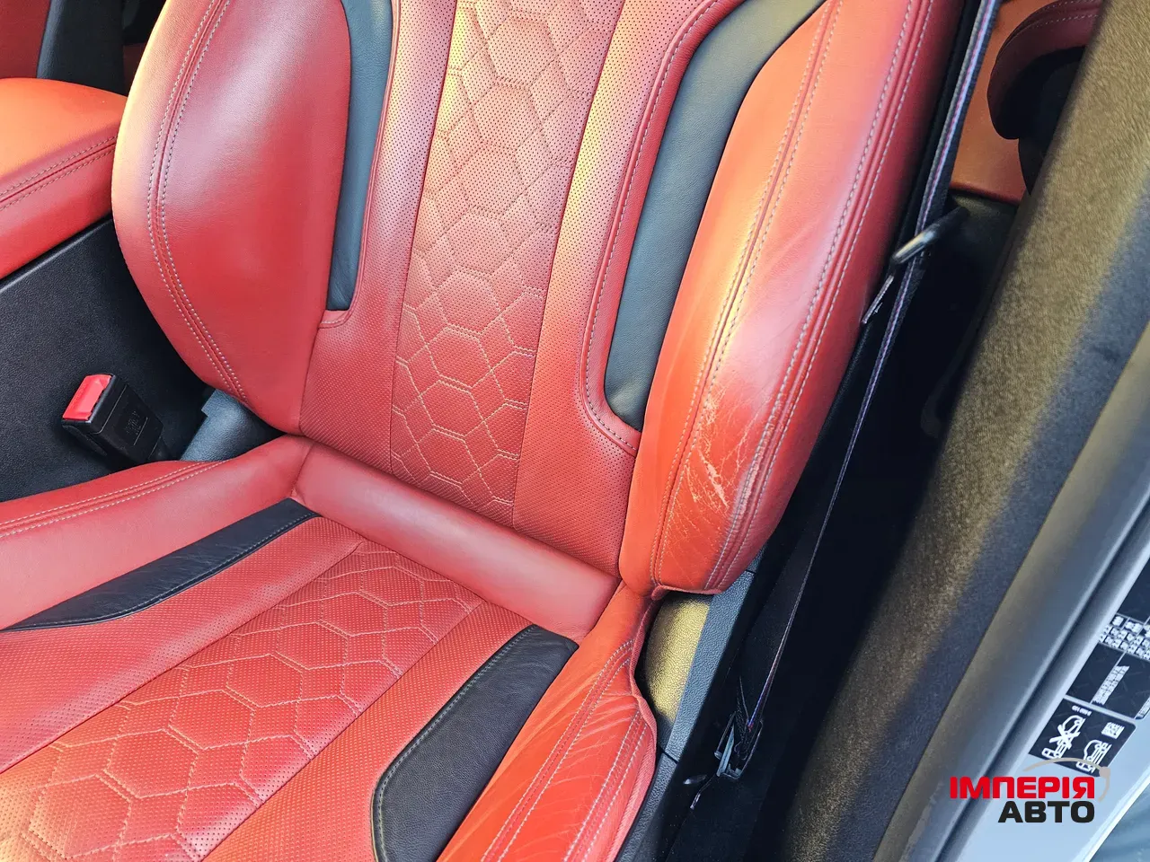 BMW X4 M - фото 19