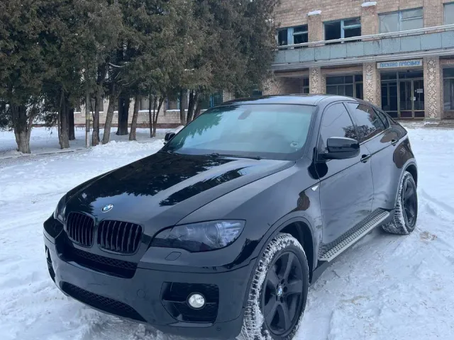 BMW X6 - фото 2