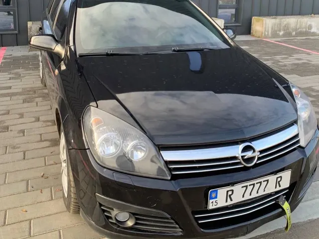 Opel Astra - фото 2