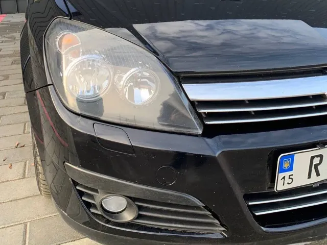 Opel Astra - фото 4