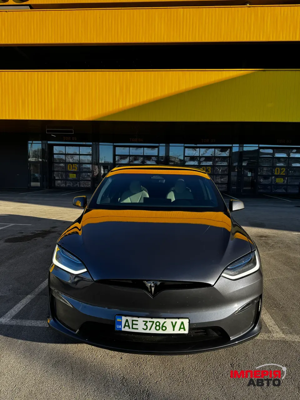 Tesla Model X - фото 2