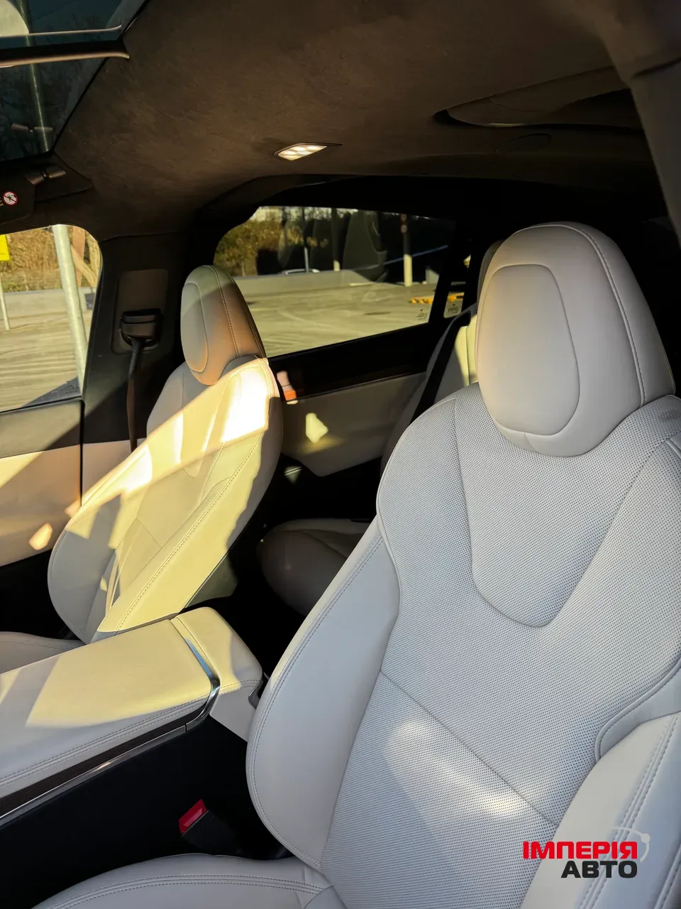 Tesla Model X - фото 22