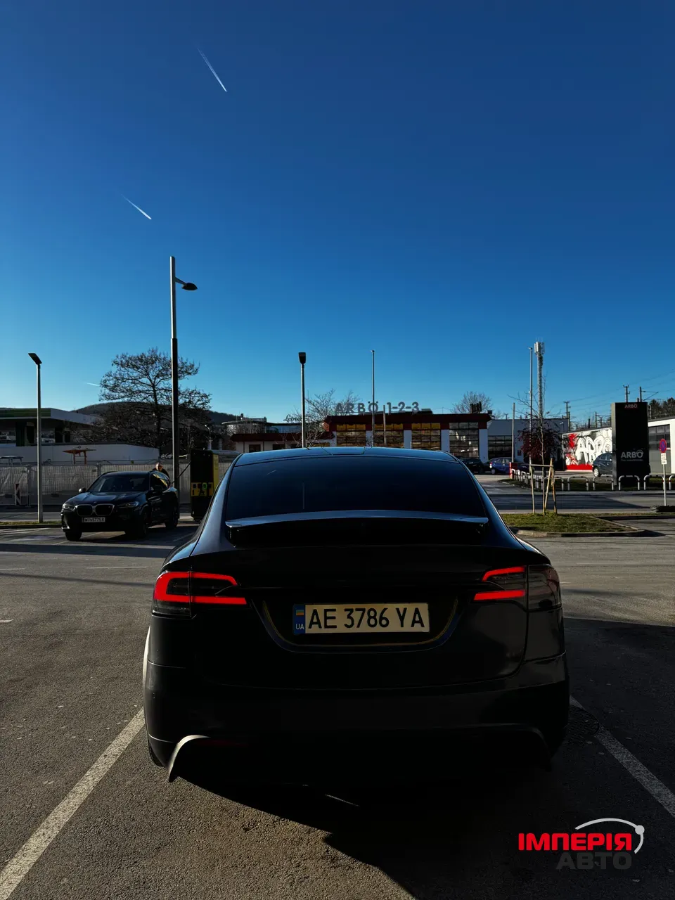 Tesla Model X - фото 6
