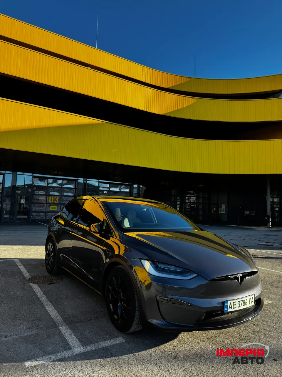 Tesla Model X - фото 4