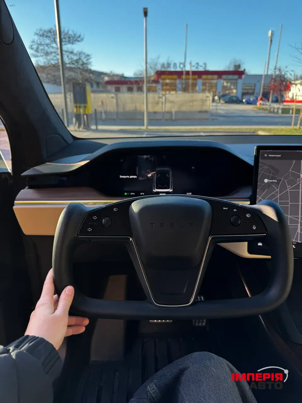 Tesla Model X - фото 26