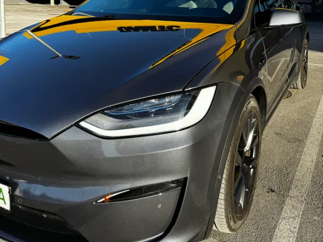 Tesla Model X - фото 3