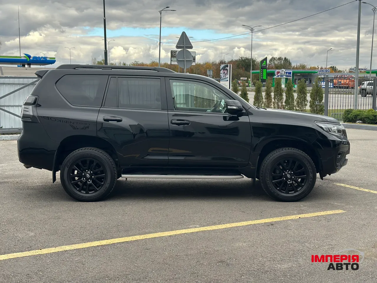 Toyota Land Cruiser Prado - фото 3