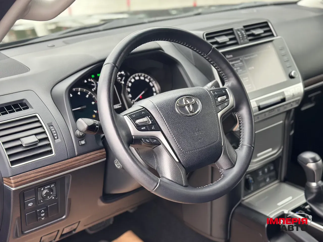 Toyota Land Cruiser Prado - фото 11