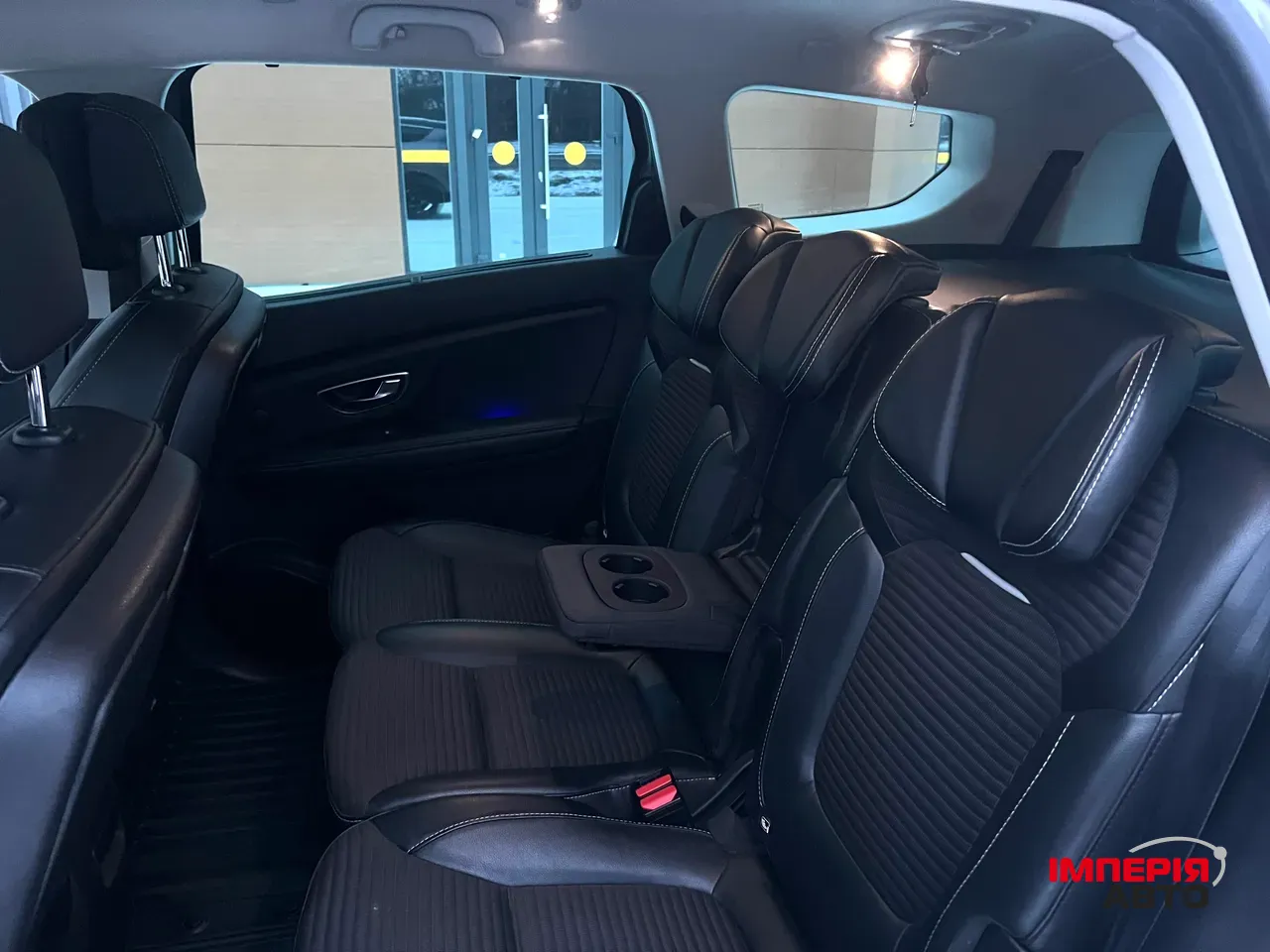 Renault Scenic - фото 41