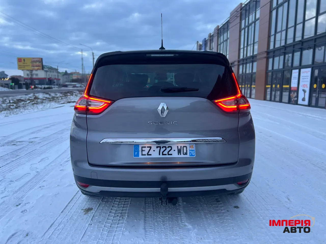 Renault Scenic - фото 5