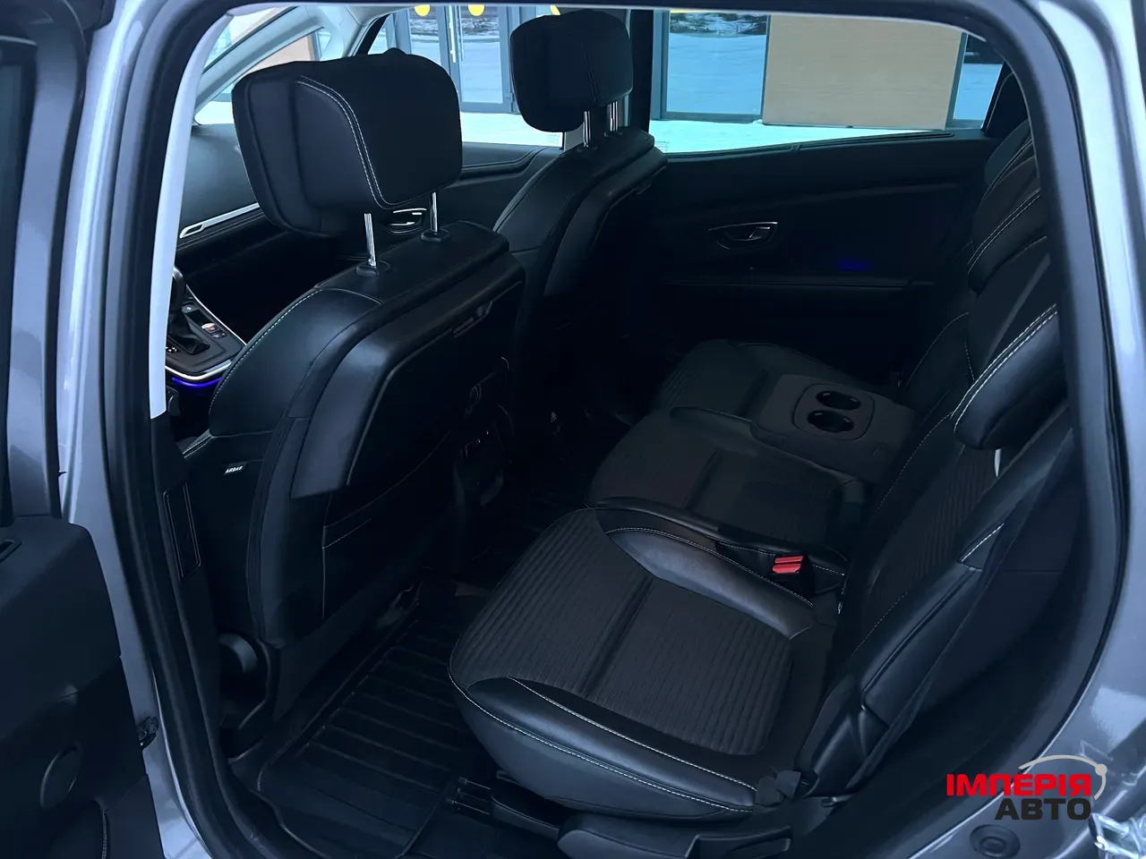 Renault Scenic - фото 40