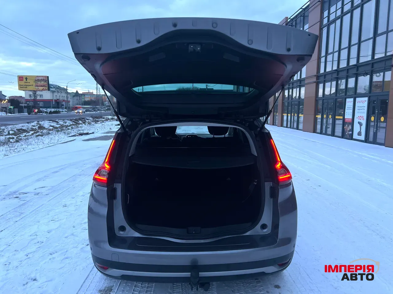 Renault Scenic - фото 45