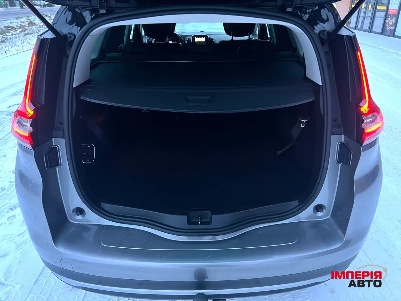 Renault Scenic - фото 46