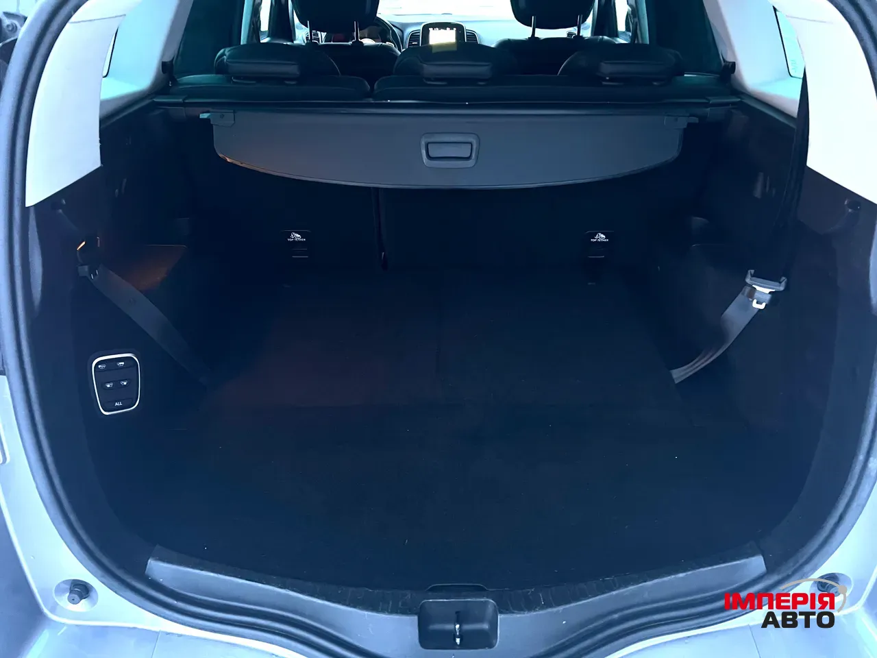 Renault Scenic - фото 47