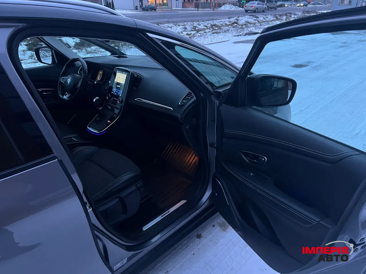 Renault Scenic - фото 35