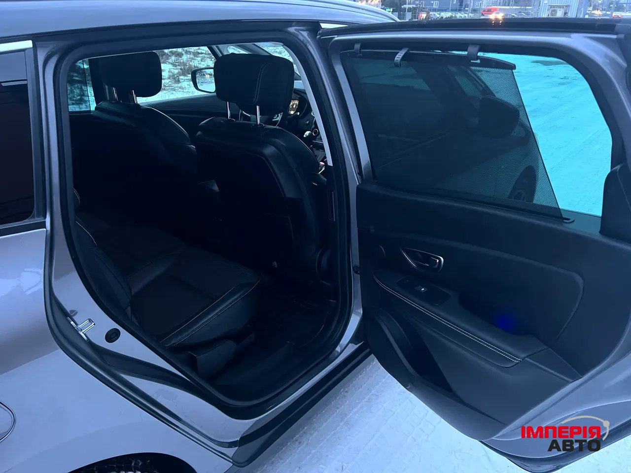 Renault Scenic - фото 42