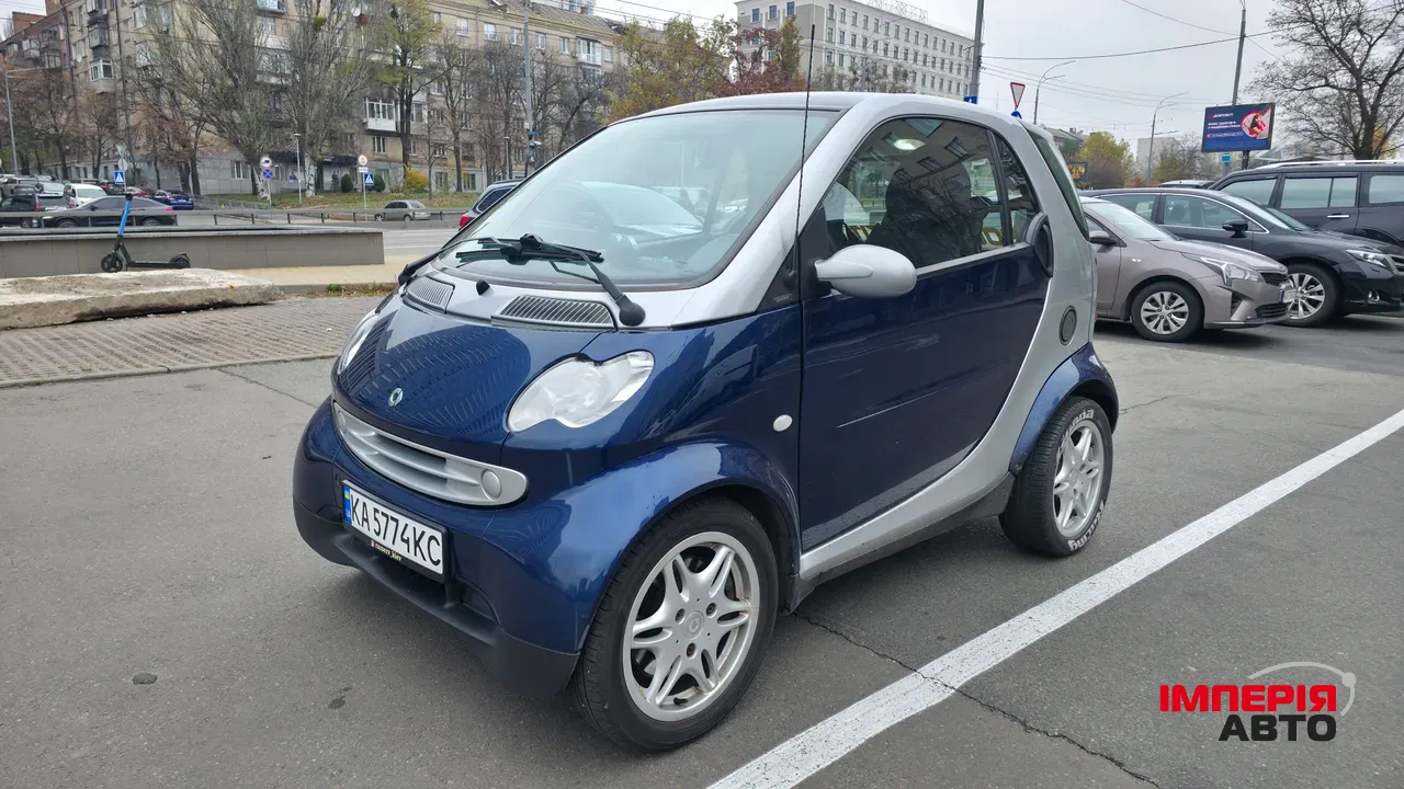 Smart Fortwo - фото 1