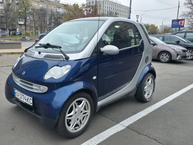 Smart Fortwo - фото 1