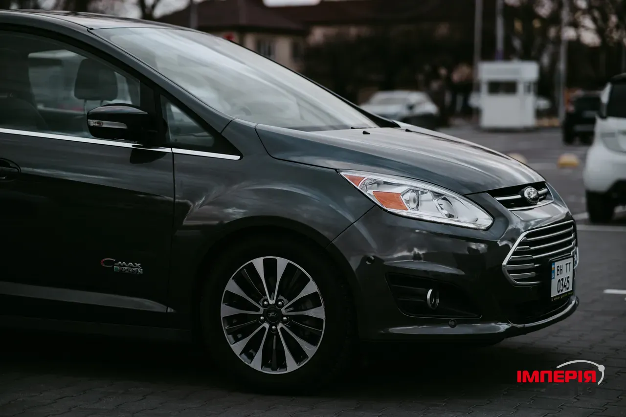Ford C-MAX - фото 7