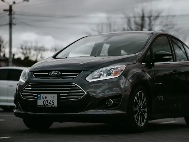 Ford C-MAX - фото 3