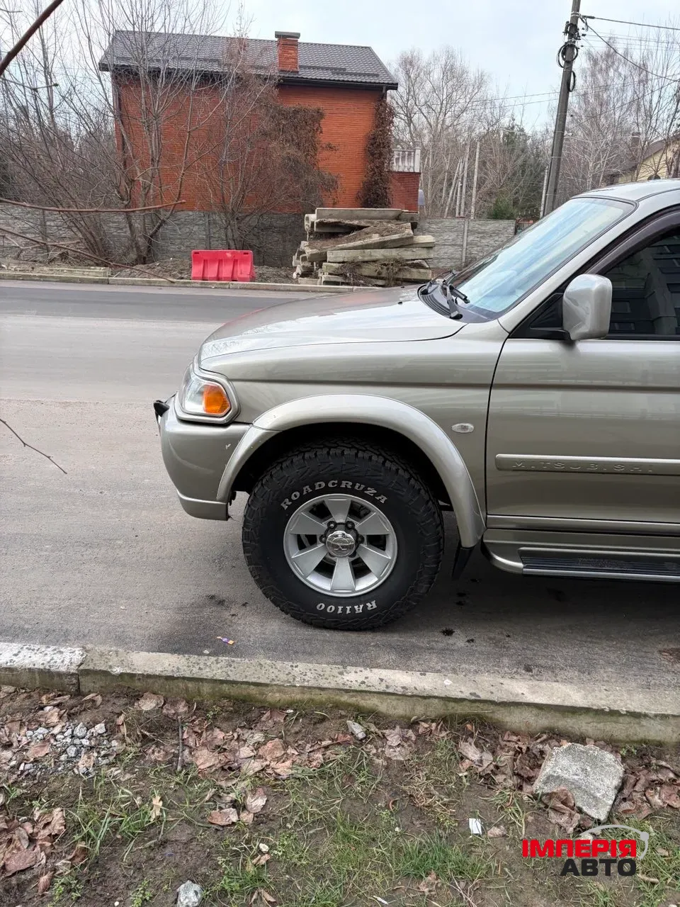 Mitsubishi Pajero Sport - фото 4