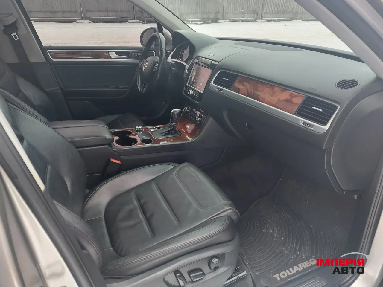 Volkswagen Touareg - фото 24