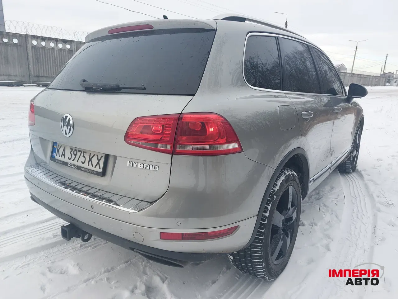 Volkswagen Touareg - фото 6