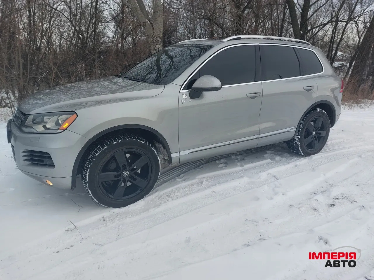 Volkswagen Touareg - фото 11