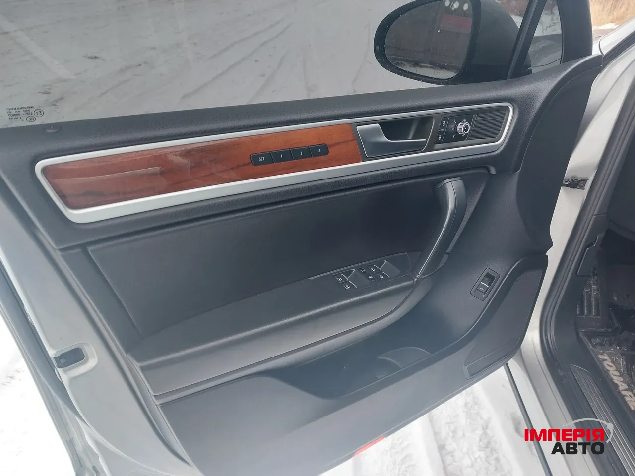 Volkswagen Touareg - фото 13