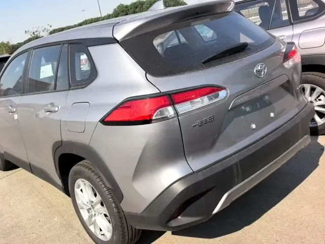 Toyota Corolla Cross - фото 3