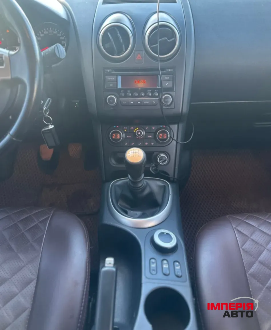 Nissan Qashqai - фото 16