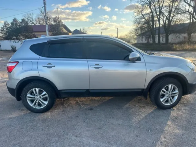 Nissan Qashqai - фото 4