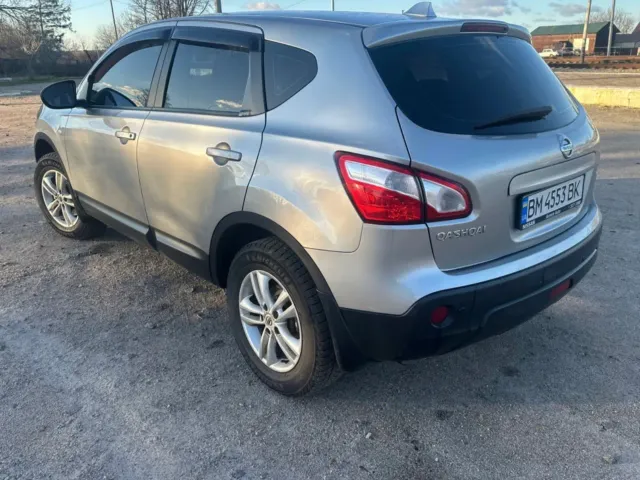 Nissan Qashqai - фото 5