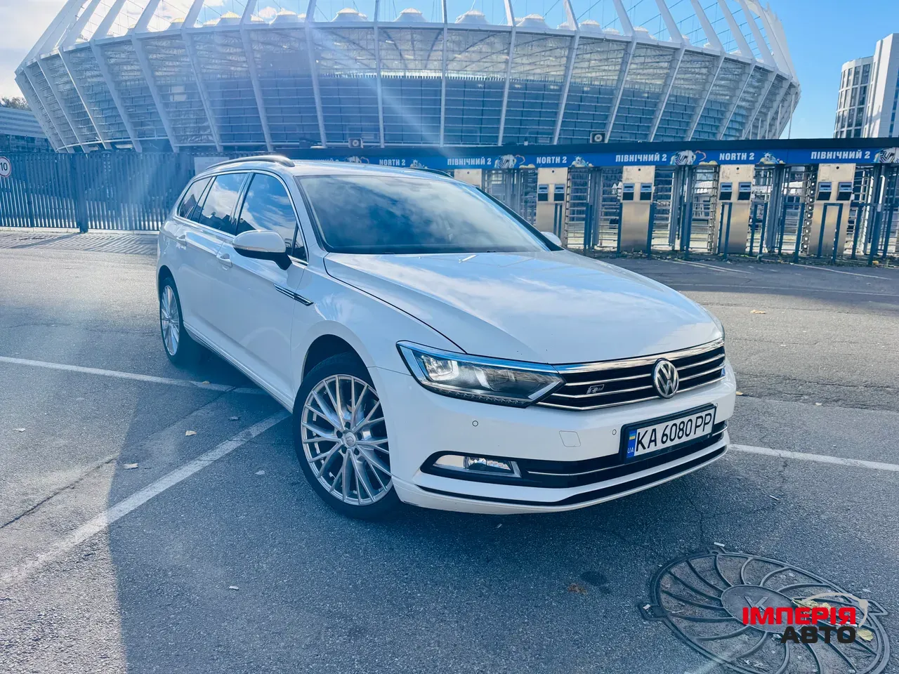 Volkswagen Passat - фото 1