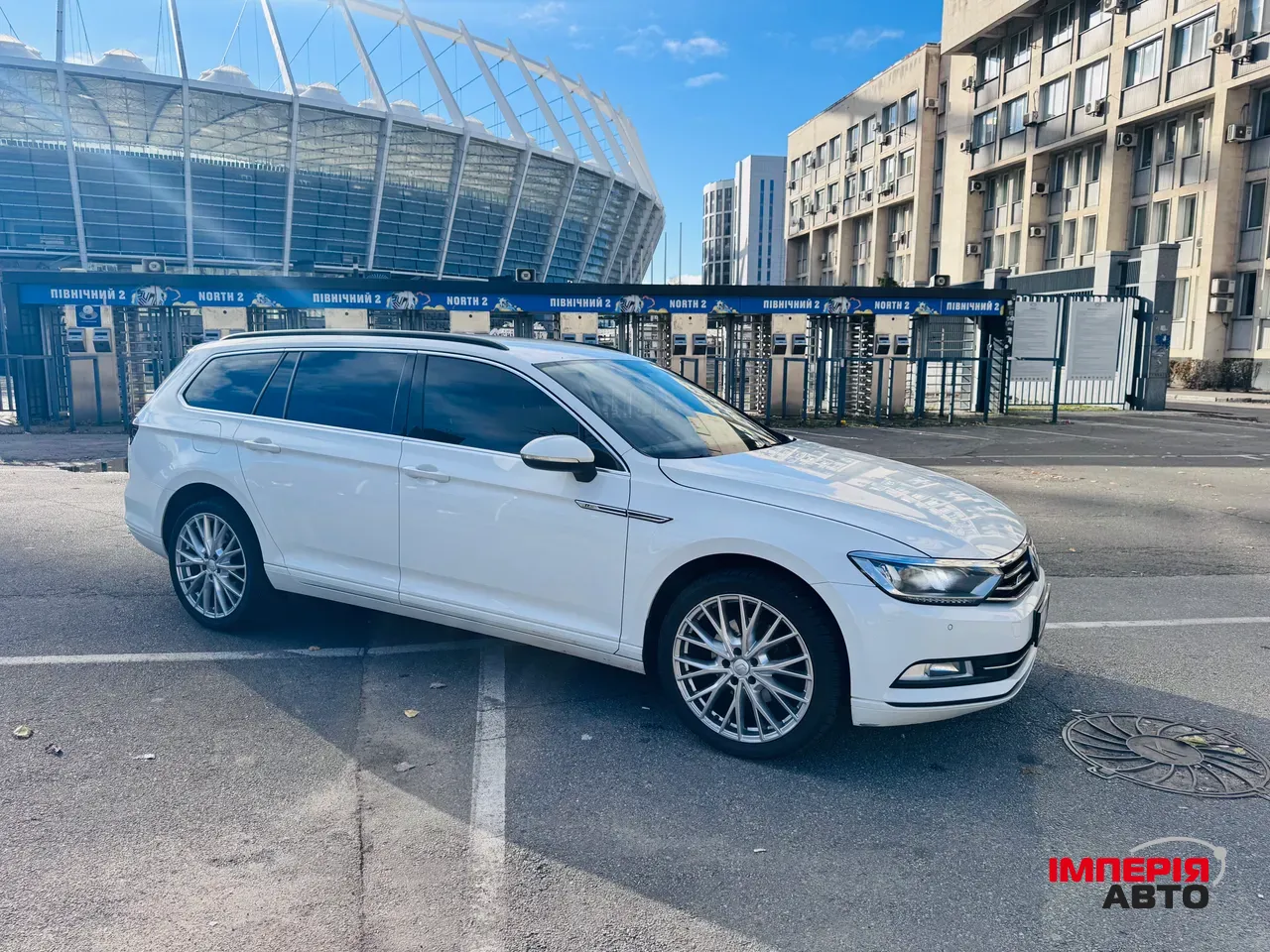 Volkswagen Passat - фото 15