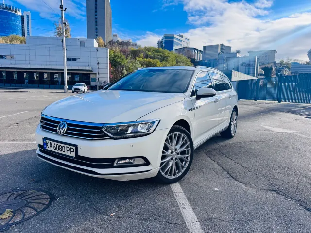 Volkswagen Passat - фото 4