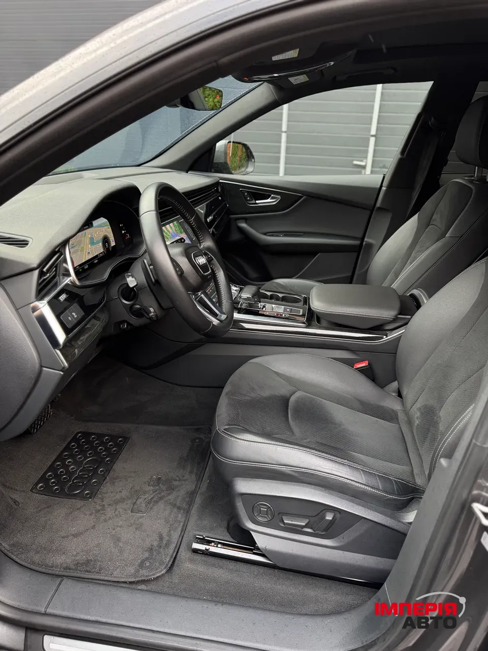 Audi Q8 - фото 12