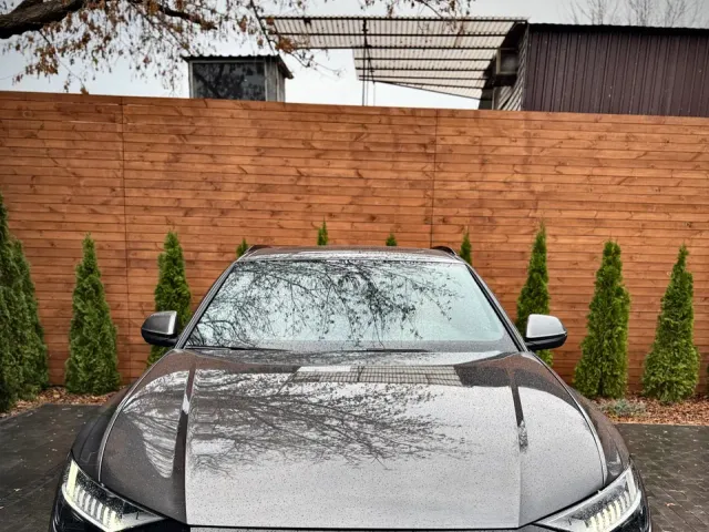 Audi Q8 - фото 3