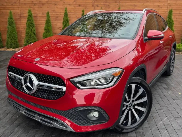 Mercedes-Benz GLA - фото 2