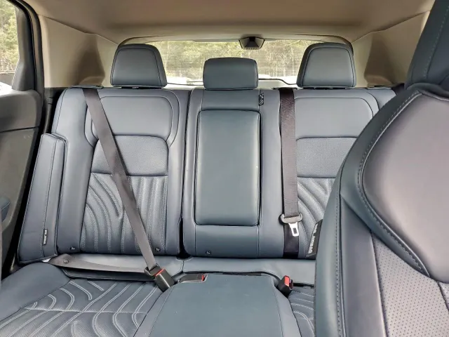 Nissan Ariya - фото 5