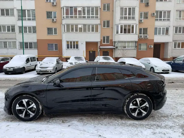 Zeekr 001 - фото 3