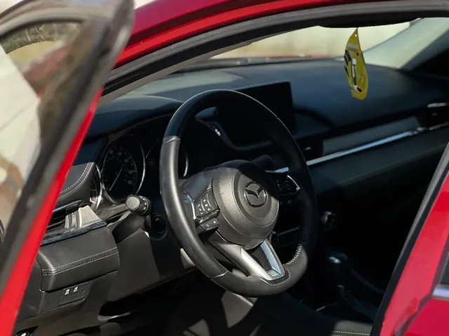 Mazda 6 - фото 5