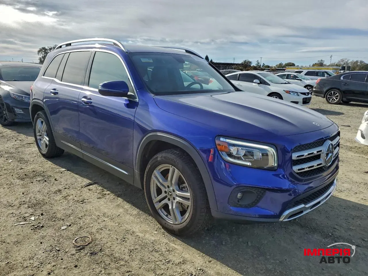 Mercedes-Benz GLB - фото 1