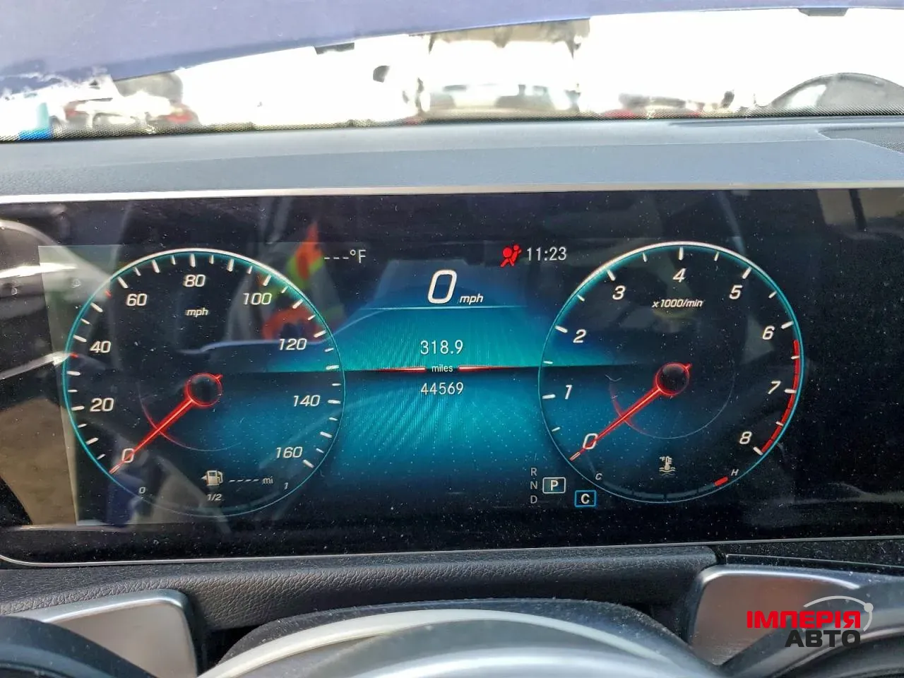 Mercedes-Benz GLB - фото 9