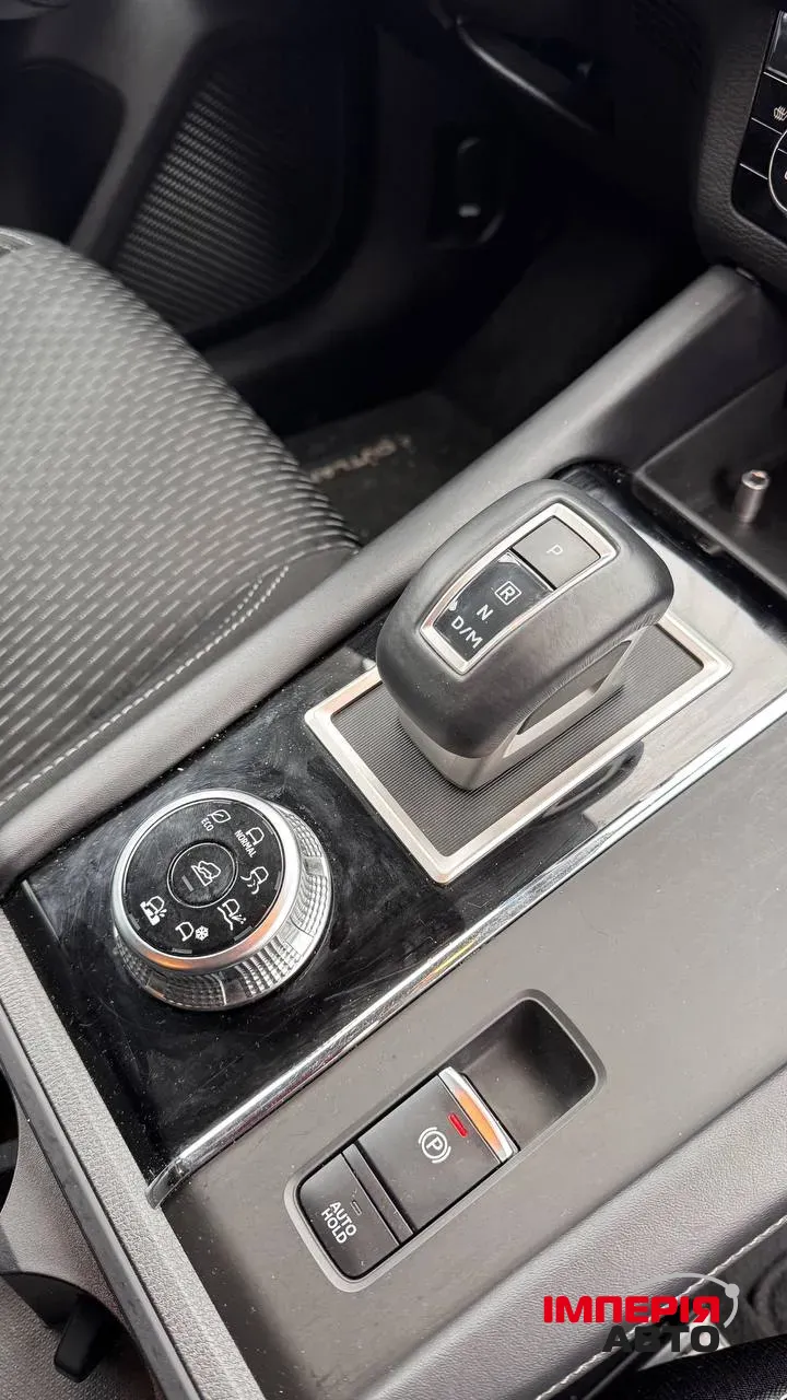 Mitsubishi Outlander - фото 19