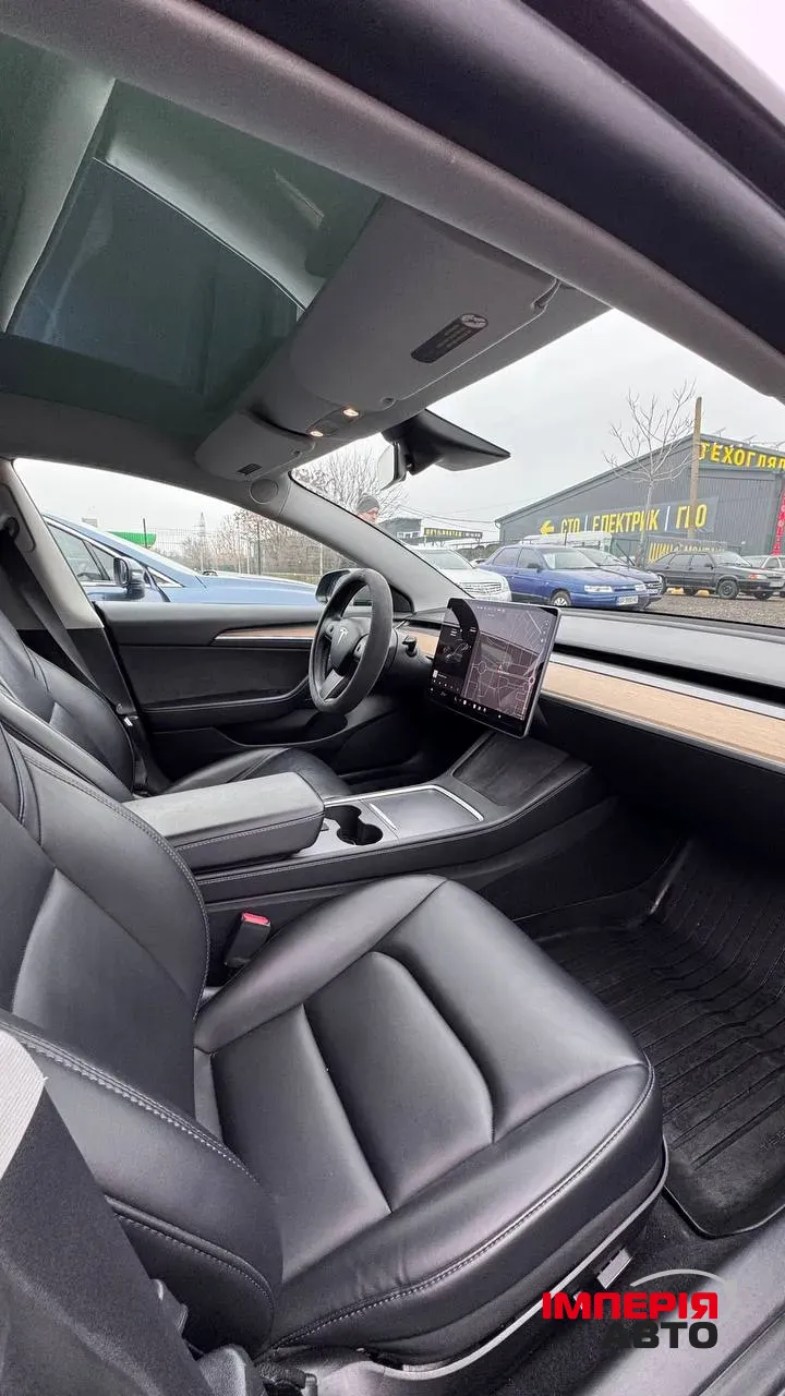 Tesla Model 3 - фото 14