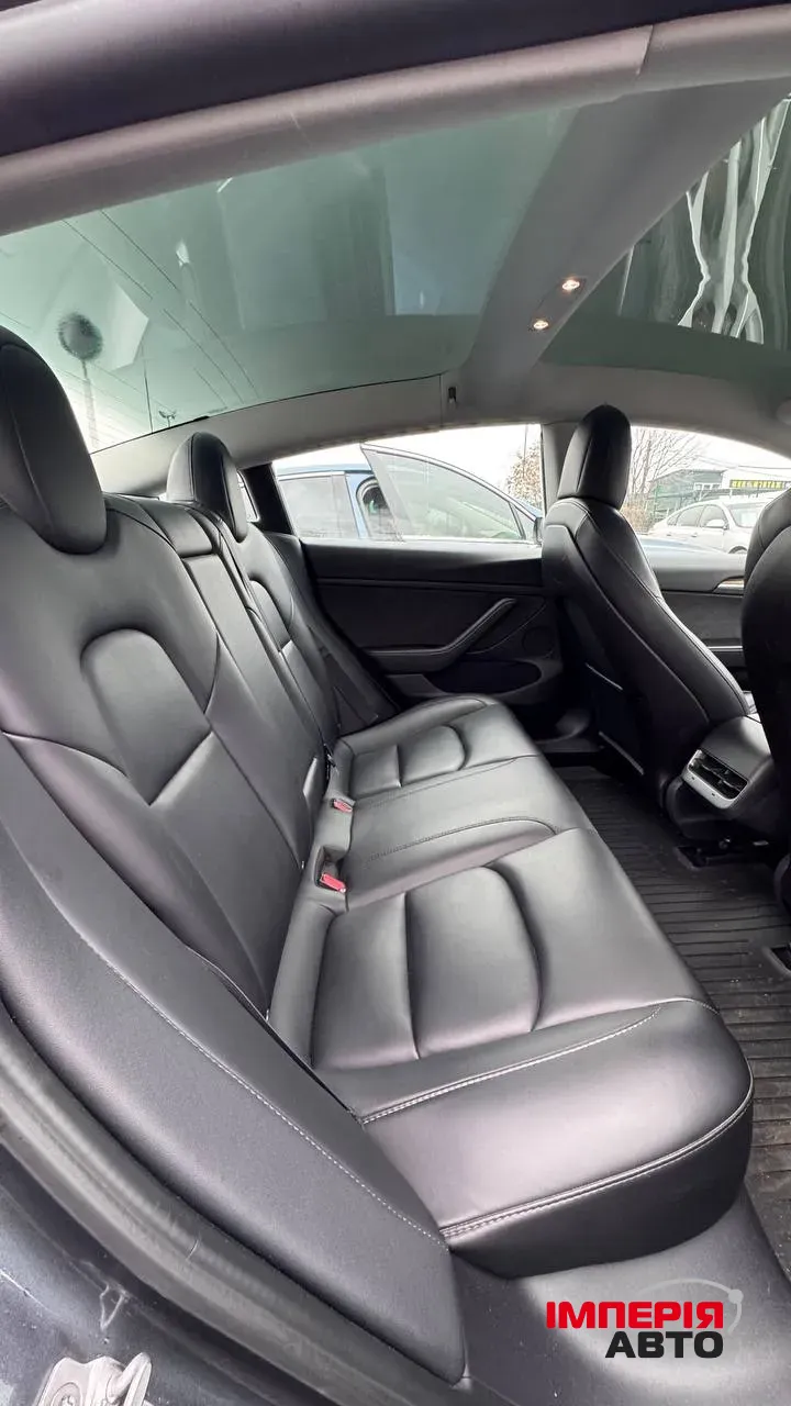 Tesla Model 3 - фото 16