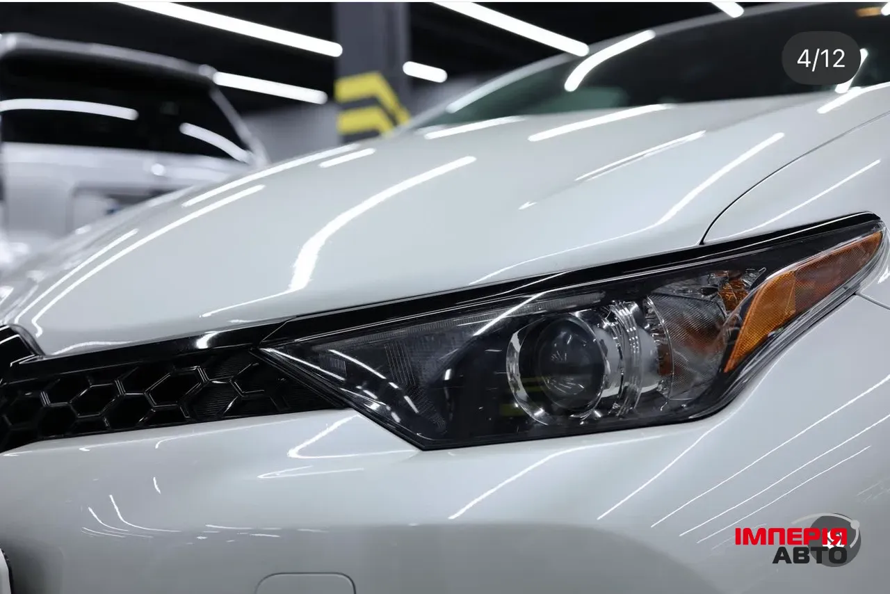 Toyota Corolla - фото 4