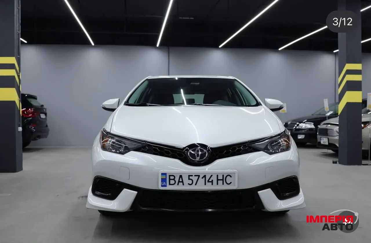 Toyota Corolla - фото 3
